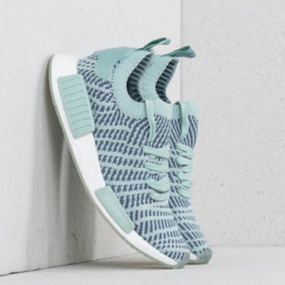 ADIDAS OG NMD_R1 STLT PRIMEKNIT Sneakers - Picture 3 of 7